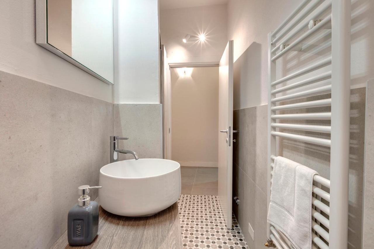Sprone Apartment By Mamo Florence Luaran gambar