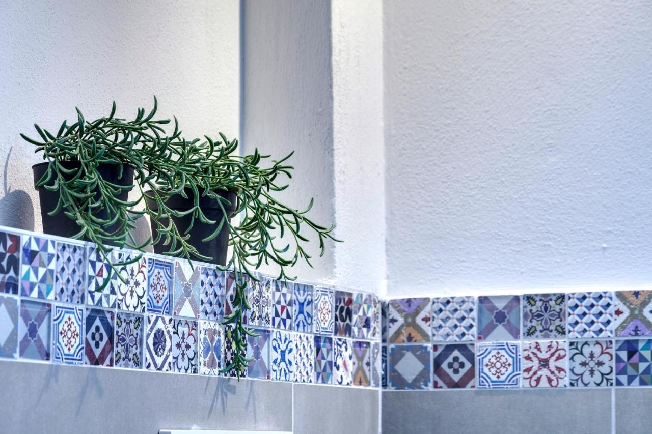 Sprone Apartment By Mamo Florence Luaran gambar