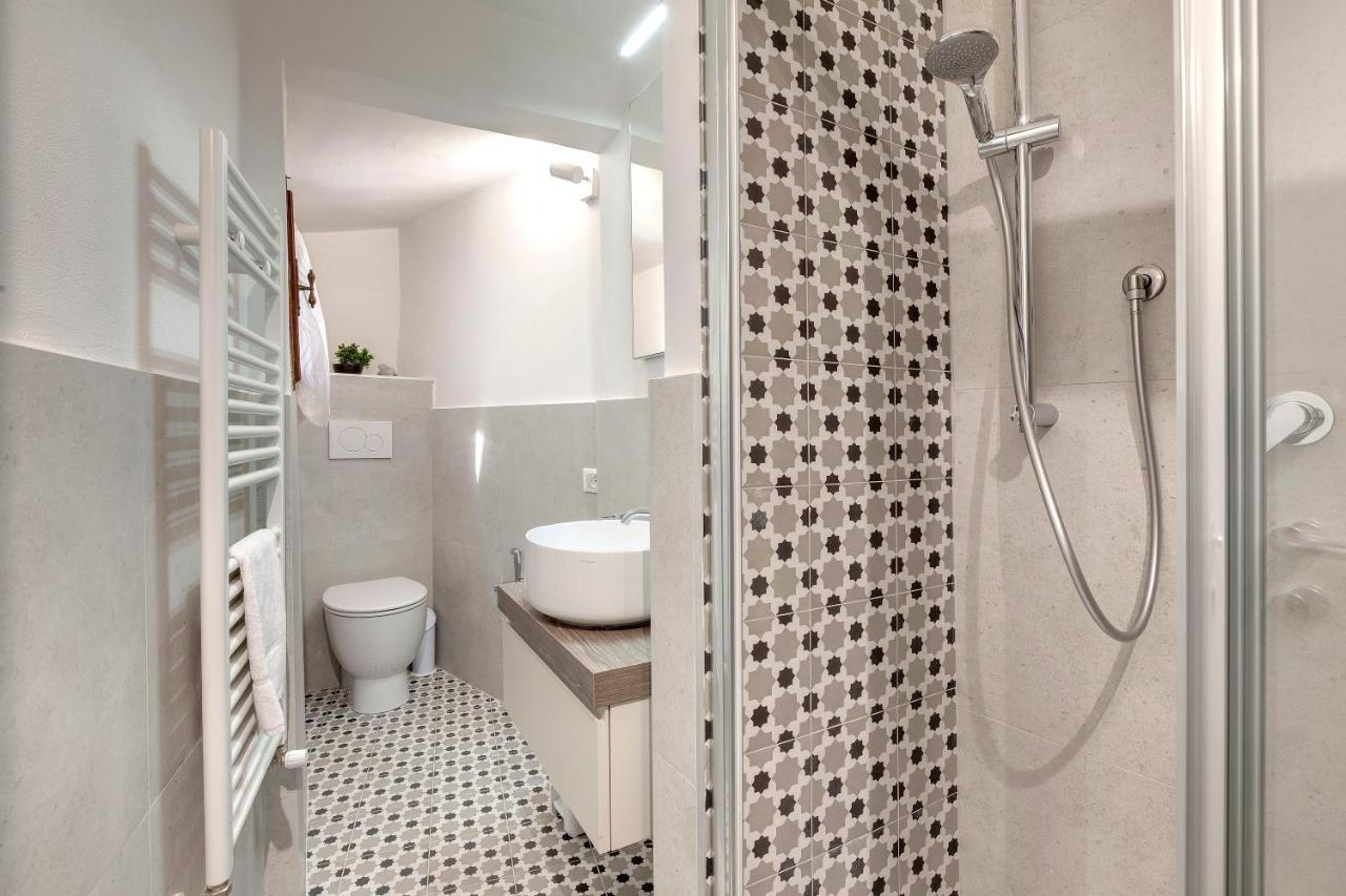 Sprone Apartment By Mamo Florence Luaran gambar